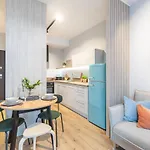 Superapart Konstruktorska 5e - By Westfield Mokotow *